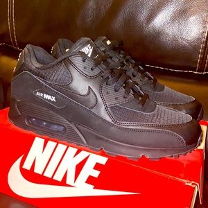 Men’s Nike Air Max 90